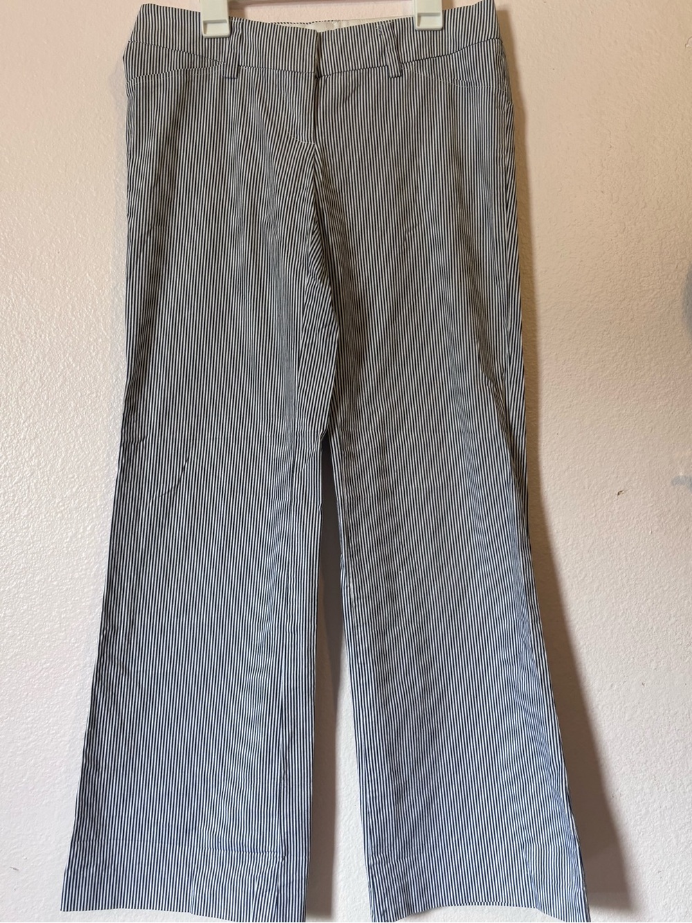 Forever 21 Women's Low Waist Black and White Pinstriped Flared Pants Size M